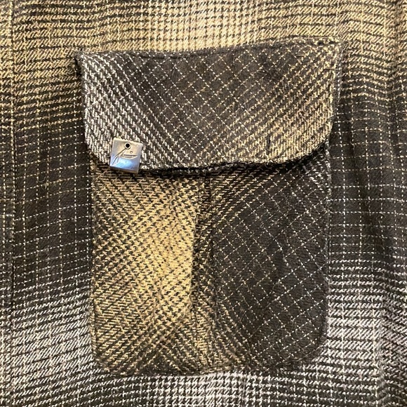 Revolution Men’s Flannel Button Down Shirt, Size Large. Black and brown plaid. - Picture 4 of 7